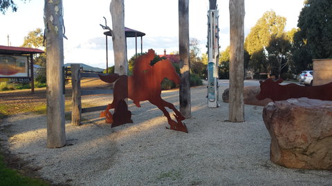 Mansfield Arts Walk - E Caravan Parks 1