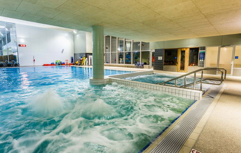 Peninsula Aquatic Recreation Centre - E Caravan Parks 2