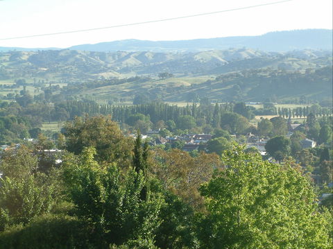 Tumut - E Caravan Parks 1