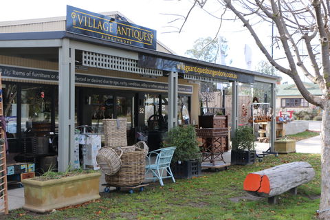 Village Antiques - E Caravan Parks 2