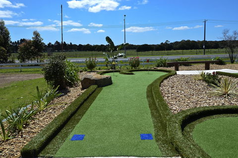 A Maze N Games - E Caravan Parks 0
