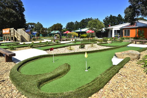 A Maze N Games - E Caravan Parks 2