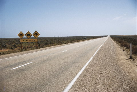 Eyre Highway - E Caravan Parks 0