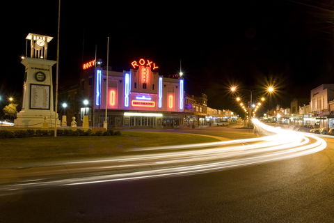Leeton - E Caravan Parks 0