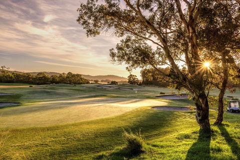 Mount Compass Golf Course - E Caravan Parks 0