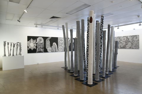 Outstation Gallery - Aboriginal Art From Art Centres - E Caravan Parks 2