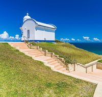 Tacking Point Lighthouse - E Caravan Parks