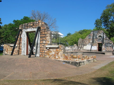 Town Hall Ruins, Darwin - E Caravan Parks 1