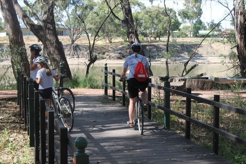 Bidgee Riverside Trail  - Hay Nature Walk - E Caravan Parks 0