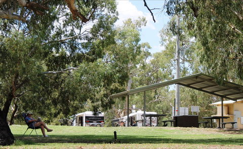 Bidgee Riverside Trail  - Hay Nature Walk - E Caravan Parks 2