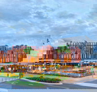 Cairns Performing Arts Centre - E Caravan Parks