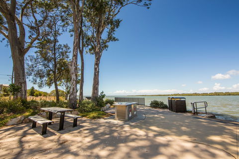 Dohles Rocks - E Caravan Parks 1