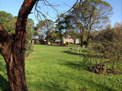 HIRL Hamilton Institute Of Rural Learning - E Caravan Parks 2