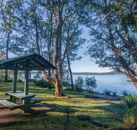 Queens Lake picnic area