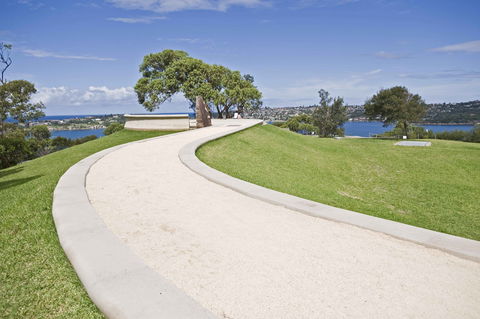 Taronga To Balmoral Walk Headland Park - E Caravan Parks 1