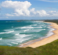 Woolgoolga Beach and Headland - E Caravan Parks