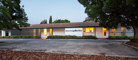 Beaver Galleries - E Caravan Parks 0
