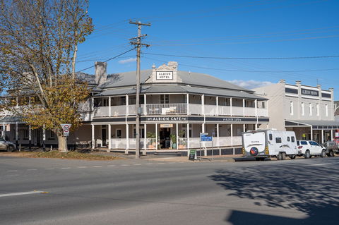 Braidwood - E Caravan Parks 1