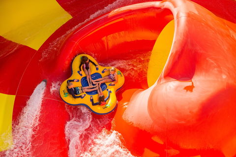 Raging Waters Sydney - E Caravan Parks 0