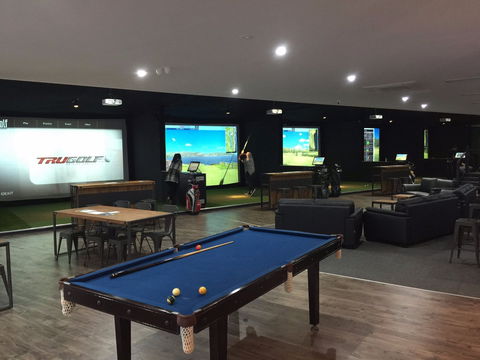 The Golfers Lounge - E Caravan Parks 0