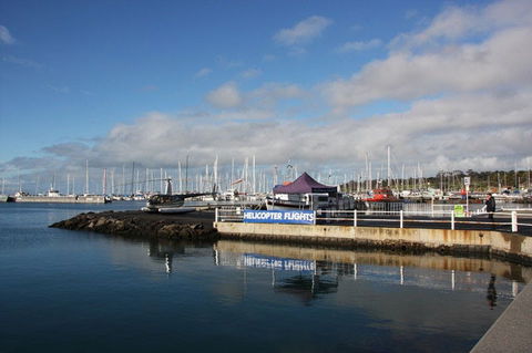 Geelong Helicopters - E Caravan Parks 2