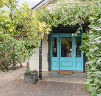 Hawkes General Store - E Caravan Parks