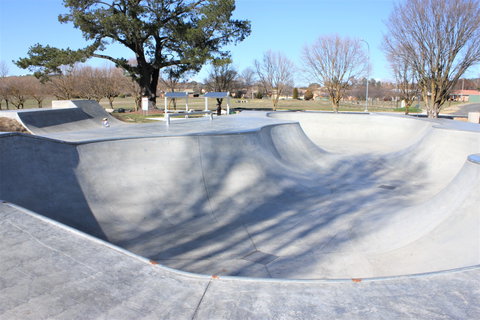 Blayney Skate Park - E Caravan Parks 1