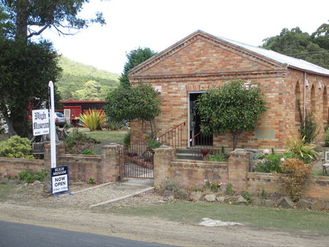Bligh Museum Of Pacific Exploration - E Caravan Parks 0