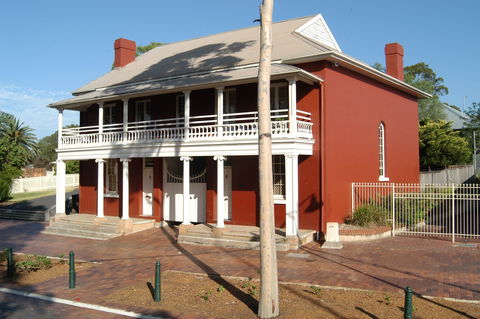 Campbelltown Heritage And Cultural Walk - E Caravan Parks 1