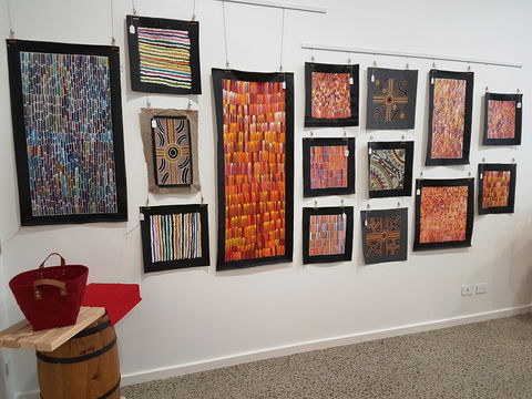 ITS OZZY Wonderful Alternatives - E Caravan Parks 1