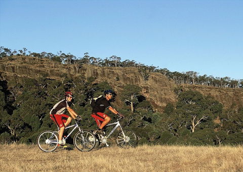 Victoria's High Country - E Caravan Parks 2