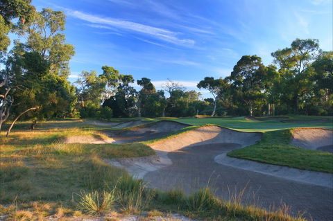 Woodlands Golf Club - E Caravan Parks 0