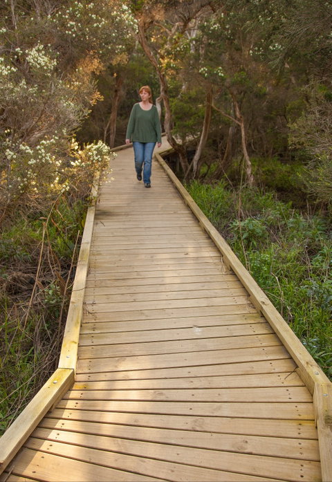 Balcombe Creek Estuary Boardwalk - E Caravan Parks 0