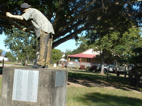 Cane Cutter Memorial - E Caravan Parks 1