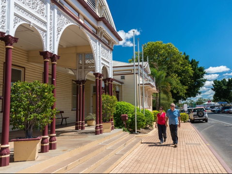 Emerald Historic Railway Station - E Caravan Parks 1