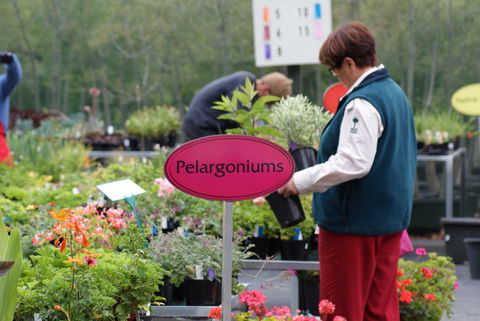 Friends Of Geelong Botanic Gardens - E Caravan Parks 2