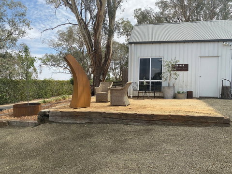 Green Glass Studio - E Caravan Parks 1