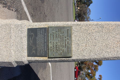Hawdon And Bonney Obelisk Barmera - E Caravan Parks 1
