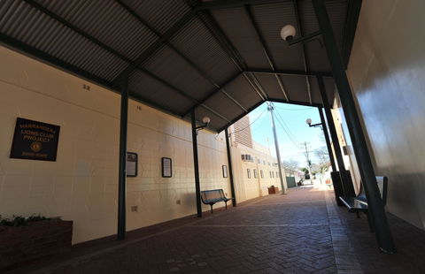 Kiesling Lane Heritage Walk - E Caravan Parks 1
