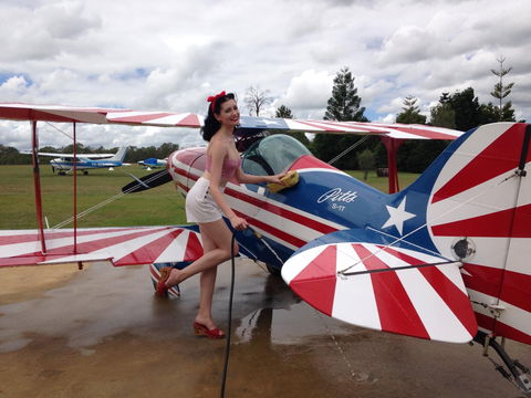 Luskintyre Airfield And Aviation Museum - E Caravan Parks 2