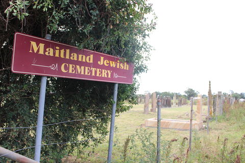 Maitland Jewish Cemetery - E Caravan Parks 0