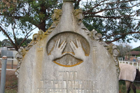 Maitland Jewish Cemetery - E Caravan Parks 2