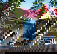 Meeniyan Square - E Caravan Parks