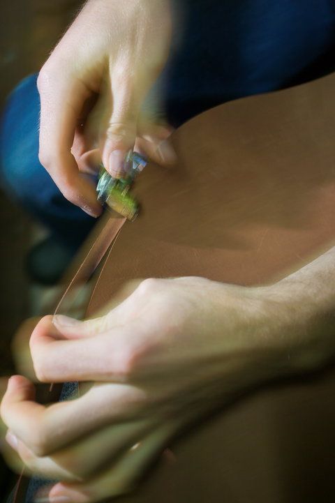 Simon Martin Whips & Leathercraft - E Caravan Parks 0