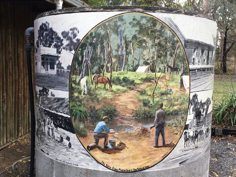 Tatong Tavern Water Tank - E Caravan Parks 0