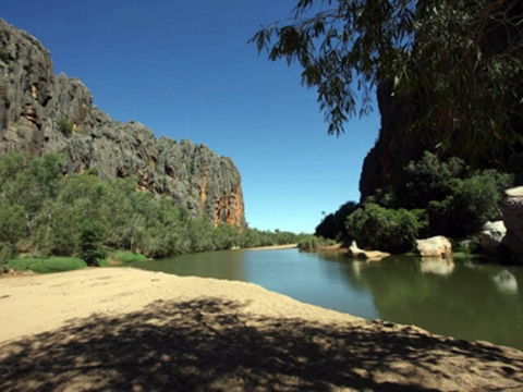 Time Walk, Windjana Gorge National Park - E Caravan Parks 1