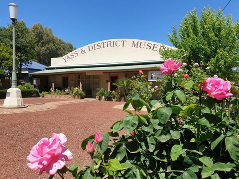 Yass And District Museum - E Caravan Parks 0