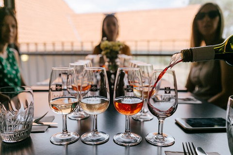 Hunter Valley: Wine, Beer & Fork Twilight Tour - E Caravan Parks 1