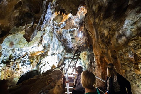 Jenolan Caves: Chifley Cave Tour - E Caravan Parks 4