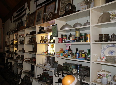 Batlow Historical Society - E Caravan Parks 1